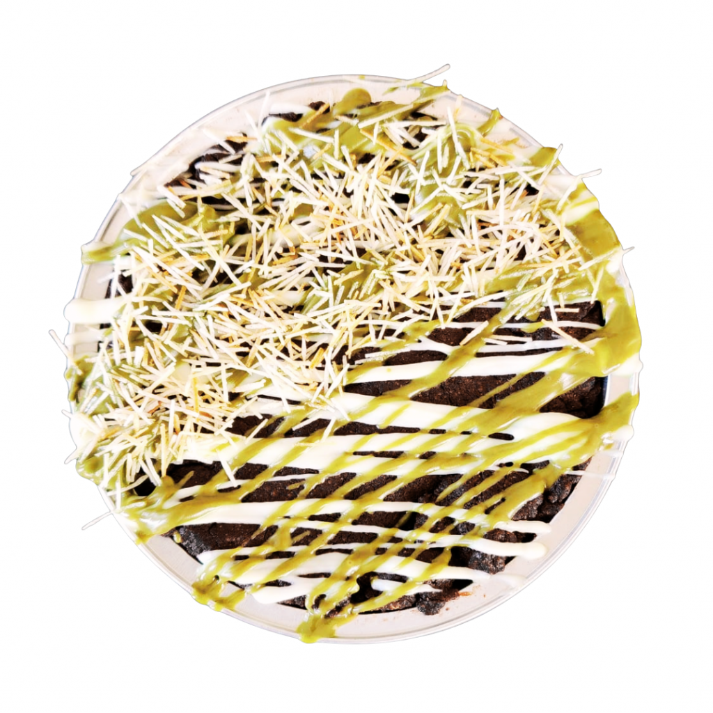 Dubai pistachio chocolate kataifi stuffed deep dish skillet cookie- luxury  cookies- gourmet cookies-best cookies in canada