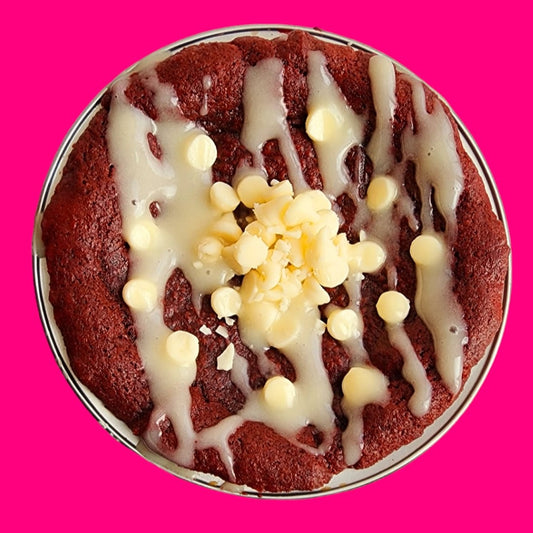 Red velvet stuffed with cream cheese and nutellaskillet cookies. Skillet cookie company. cookies Toronto.