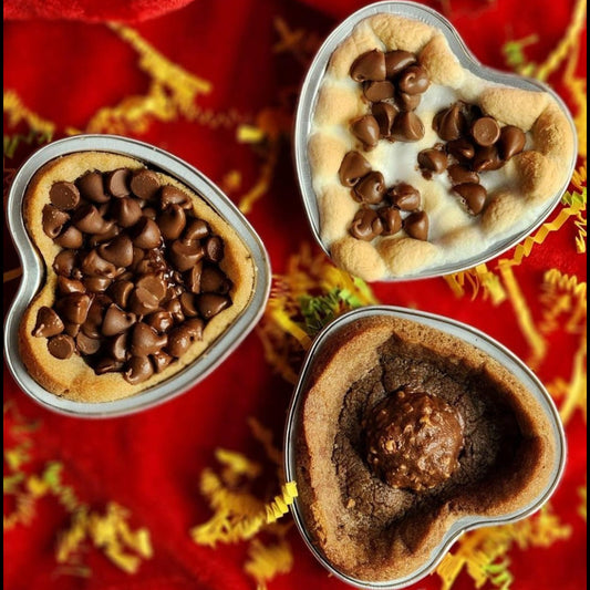 Skillet baked cookie from Skillet cookie company. Order online skillet baked cookies Canada wide delivery. Chocolate chip Deep dish Cookie Canada.